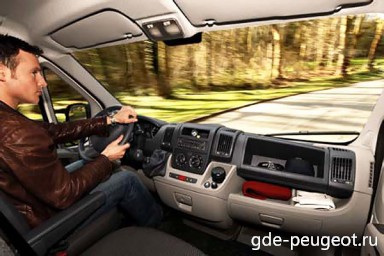 : Peugeot Boxer Combi руль, приборная панель
