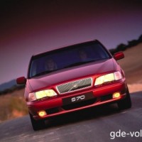 : Volvo S70 спереди