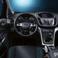 : Форд Гранд Си-Макс руль, приборная панель