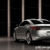 : Peugeot RCZ сзади