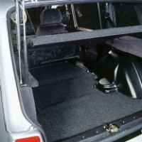 : Lada Niva 4*4 5 дверей багажник