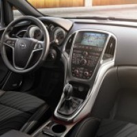 : Opel Astra sedan new руль, передняя панель