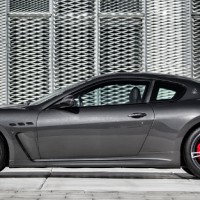: Maserati GranTurismo MC Stradale сбоку