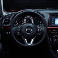 Mazda6: место водителя
