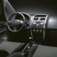 Suzuki SХ4 classic: салон спереди